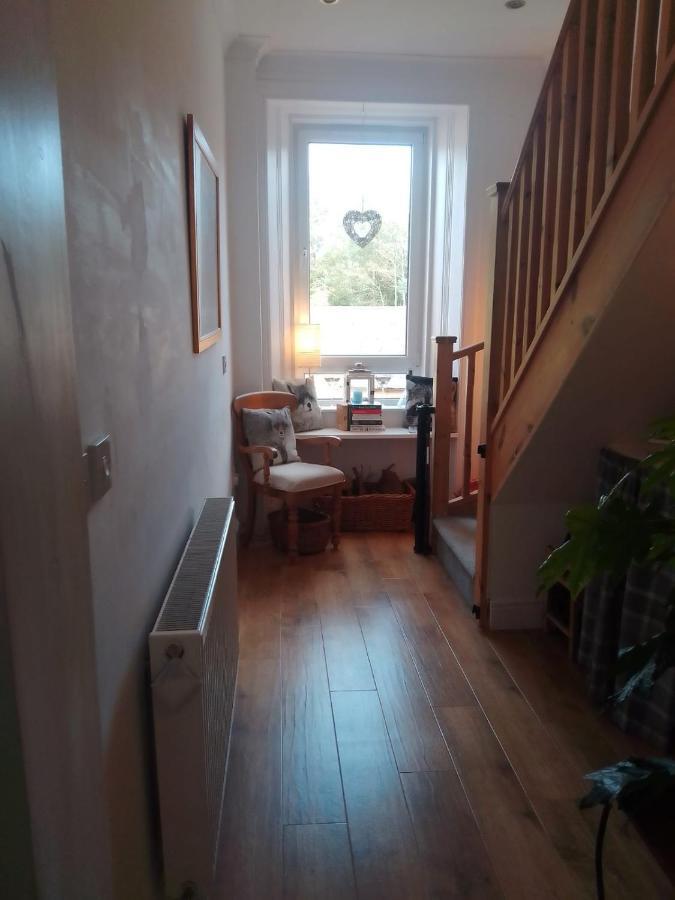 Village Life- Private Attic Suite - Living Room, Bedroom And Bathroom Newtown St Boswells Zewnętrze zdjęcie